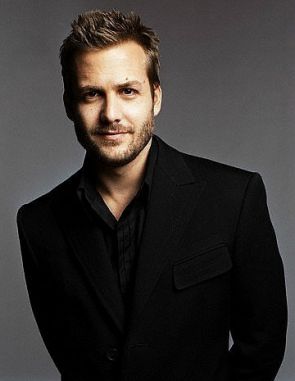 actor_GabrielMacht_LQhx7Vax63oV1o7.jpg